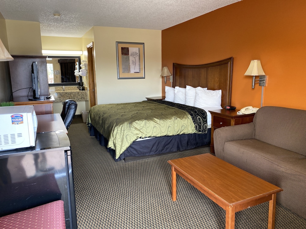 Standard Room, 1 King Bed, Non Smoking