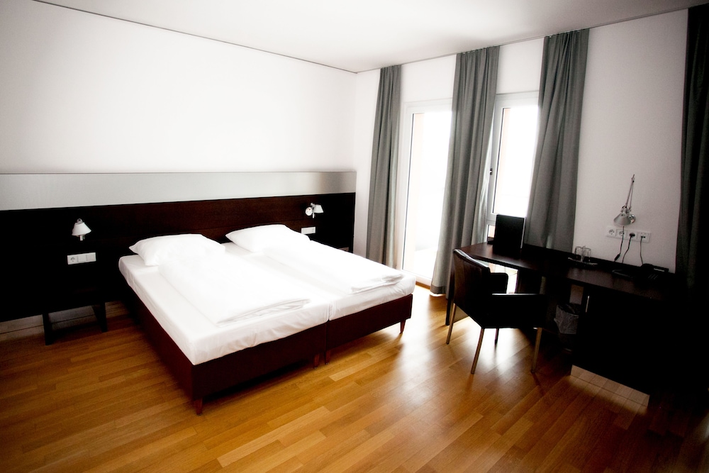 Premium Double Room - Photo 2