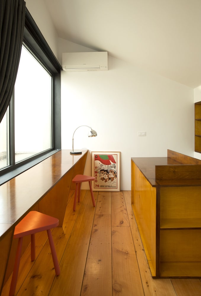 Romantic Apartment, 1 King Bed with Sofa bed, Non Smoking photo 3