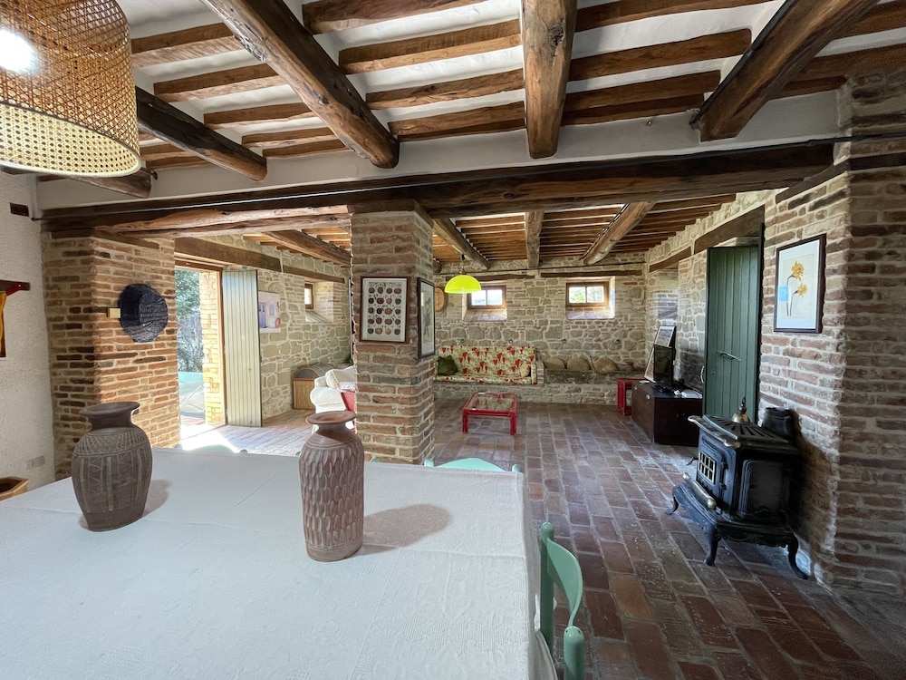 Villa photo 3