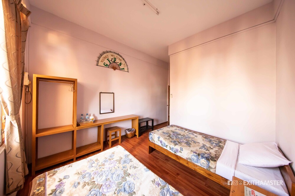 Standard Double or Twin Room photo 3