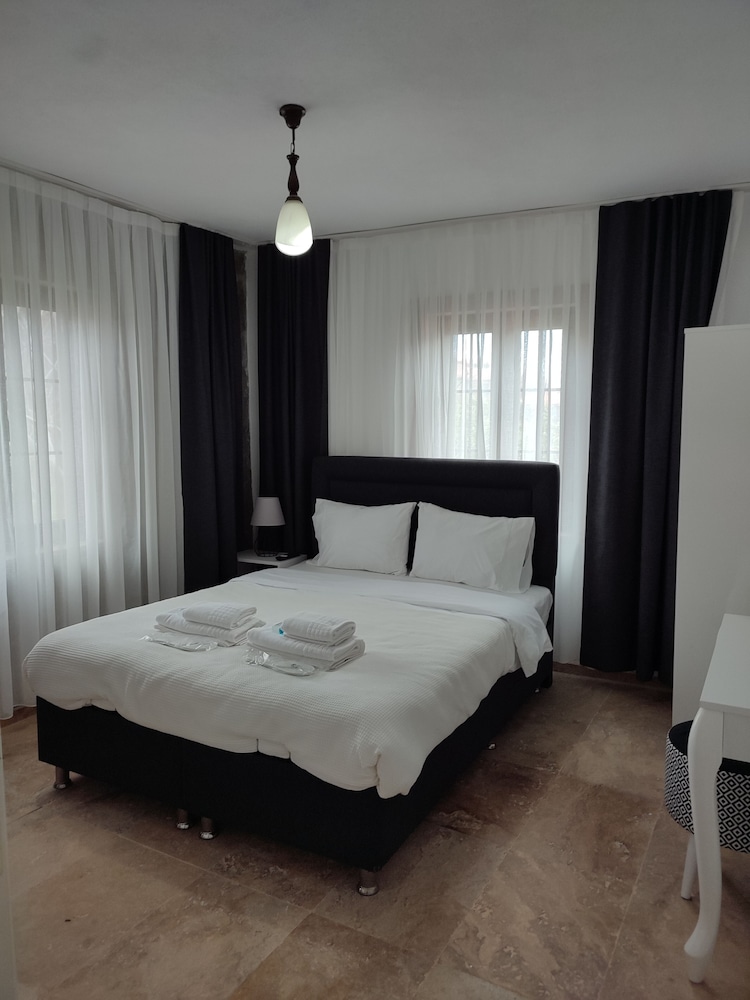 Deluxe Suite, 2 Bedrooms, Valley View photo 1
