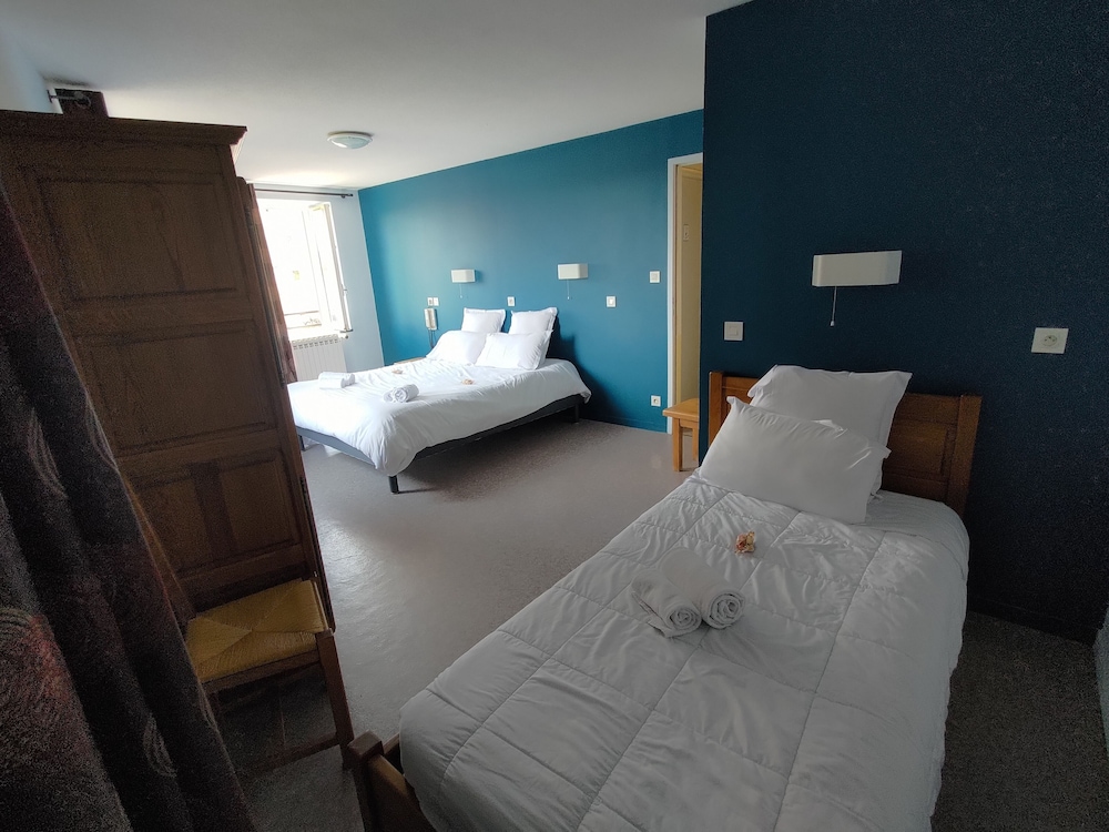 Comfort Room photo 2
