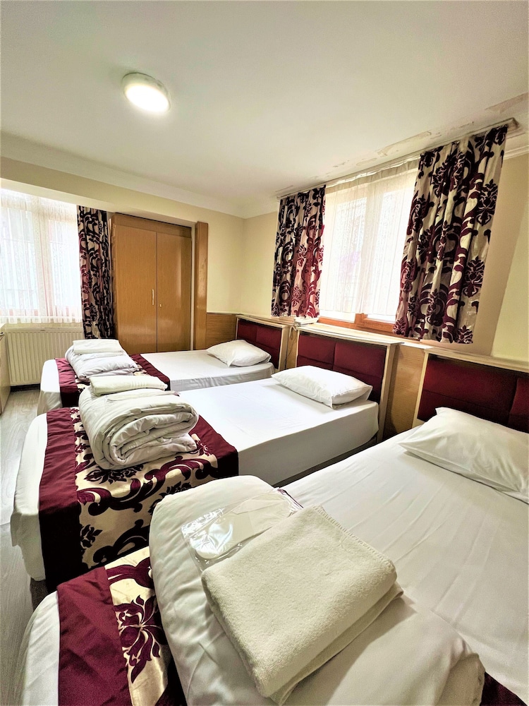 Standard Triple Room photo 1