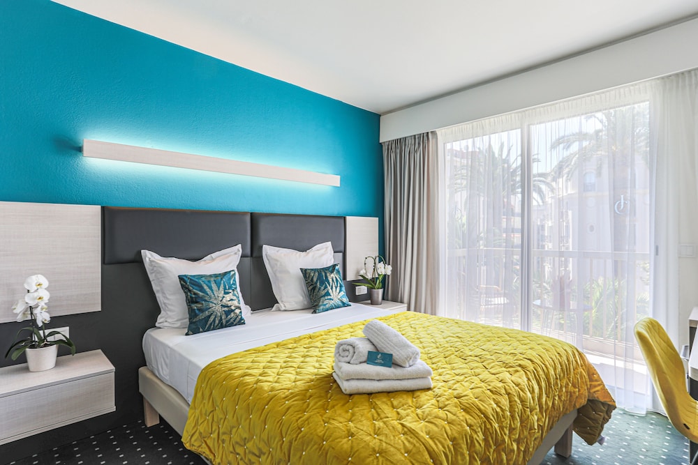 Superior Double Room, Accessible, Garden View photo 1