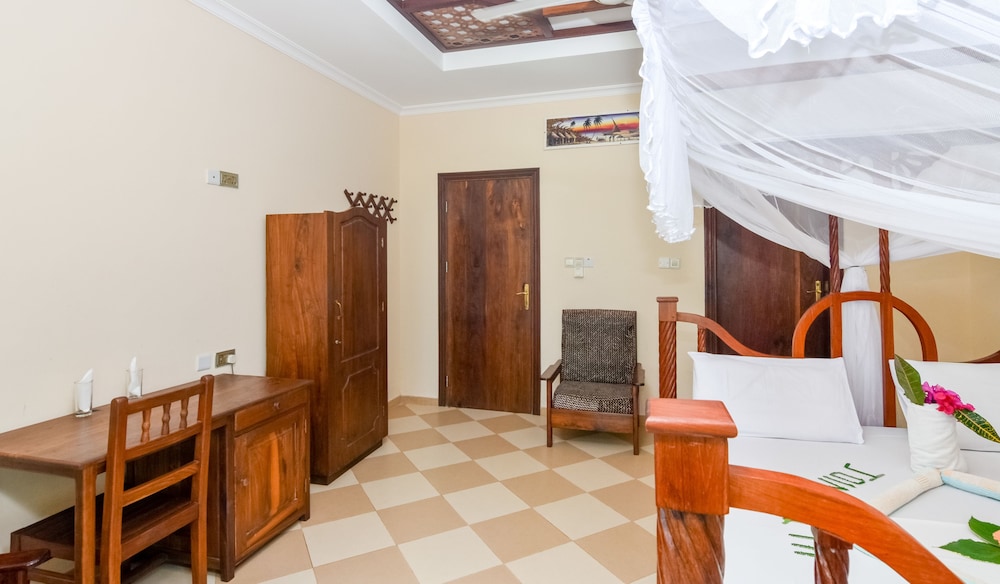 Deluxe Triple Room, Balcony, Sea View