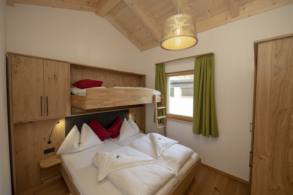 Chalet, 2 Bedrooms, Terrace, Lake View (incl. Cleaning fee) photo 3