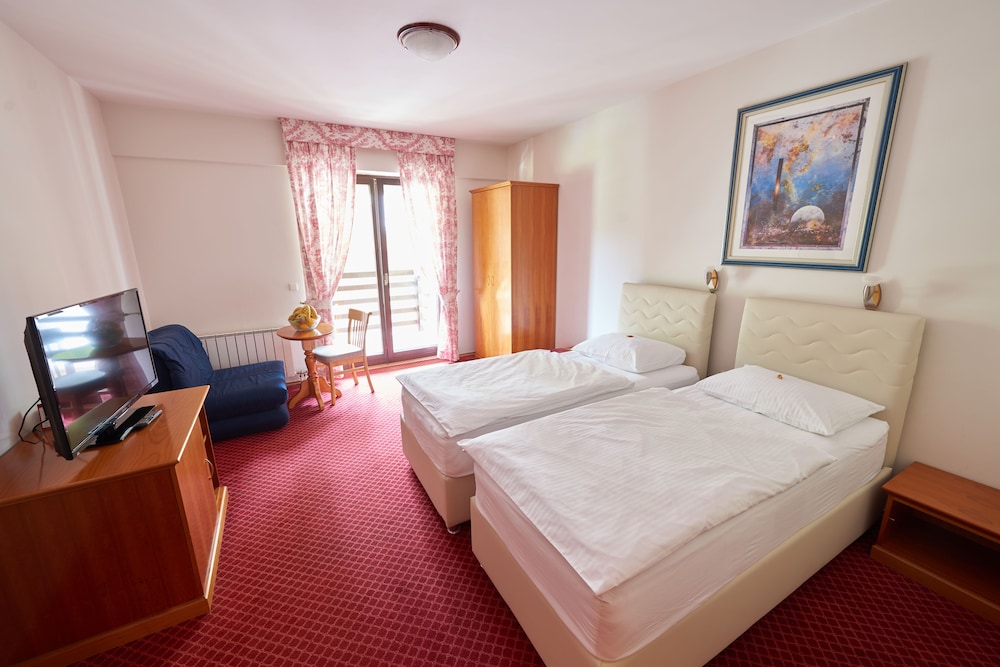 Superior Room - Photo 1