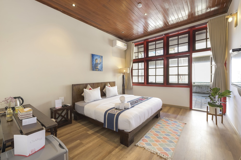 Comfort Suite, Balcony photo 2