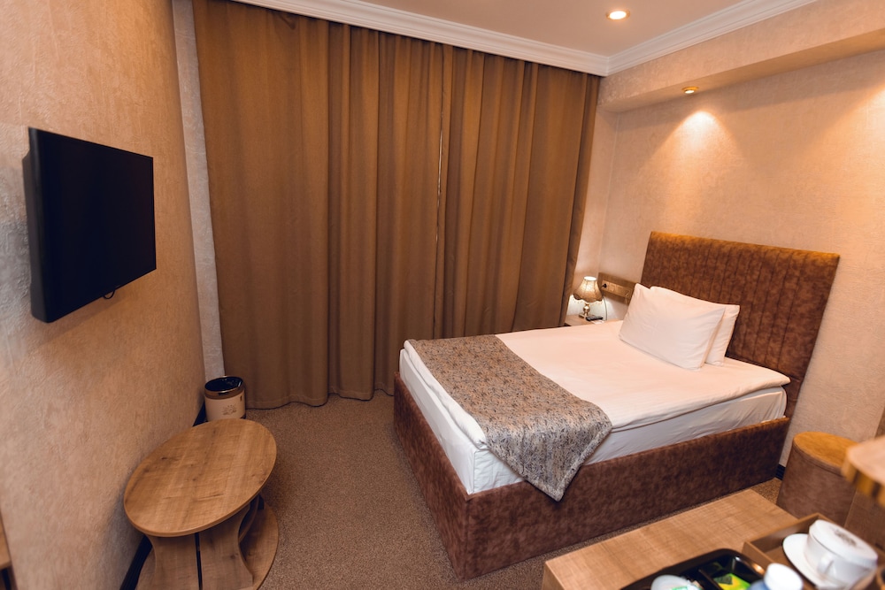 Economy Single Room