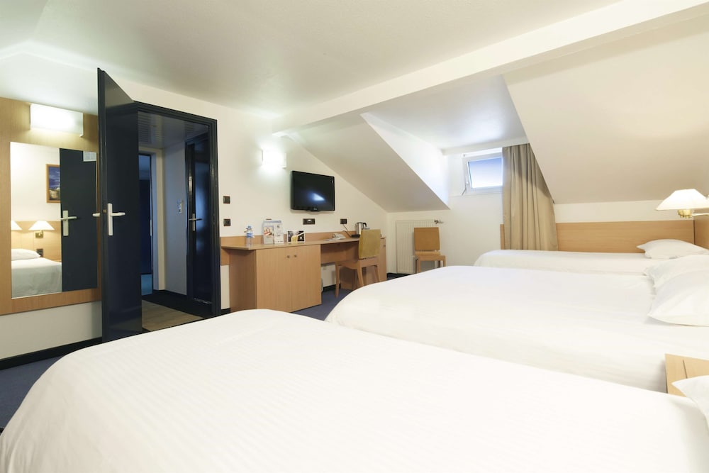 Superior Room, Multiple Beds