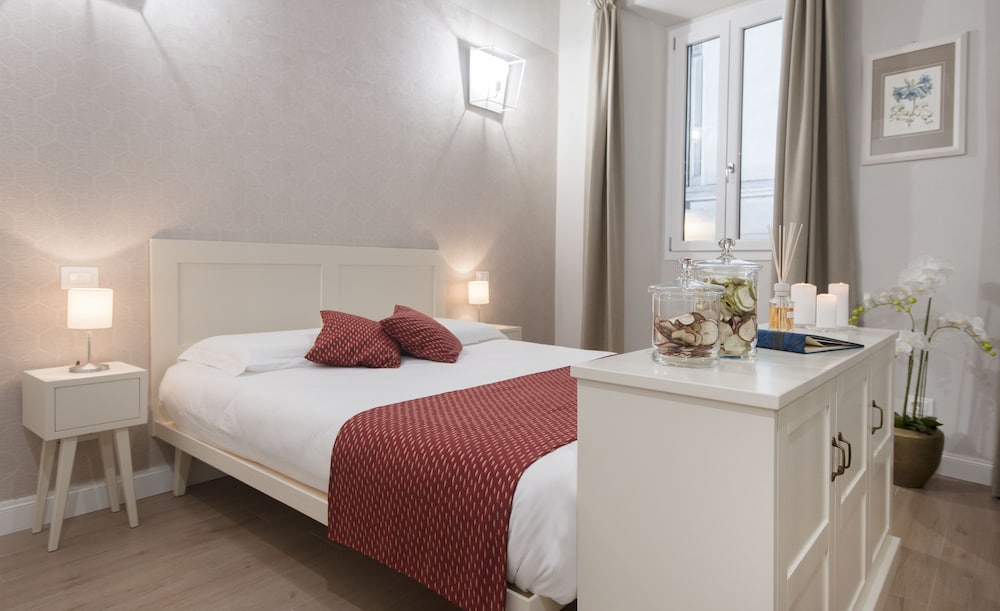 Comfort Studio, 1 Queen Bed with Sofa bed, Kitchen photo 1