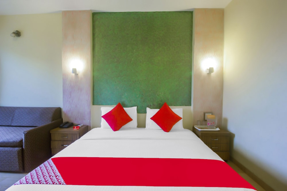 Deluxe Double Or Twin Room, 1 Queen Bed photo 2
