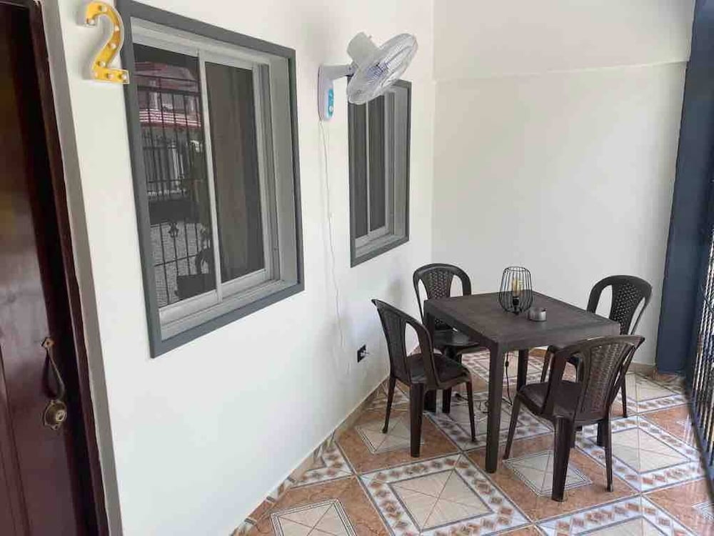Apartment, 1 Bedroom, Smoking, Patio photo 3
