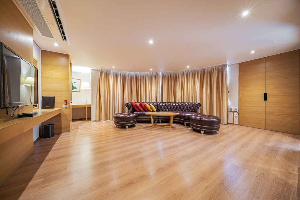 Superior Suite photo 1