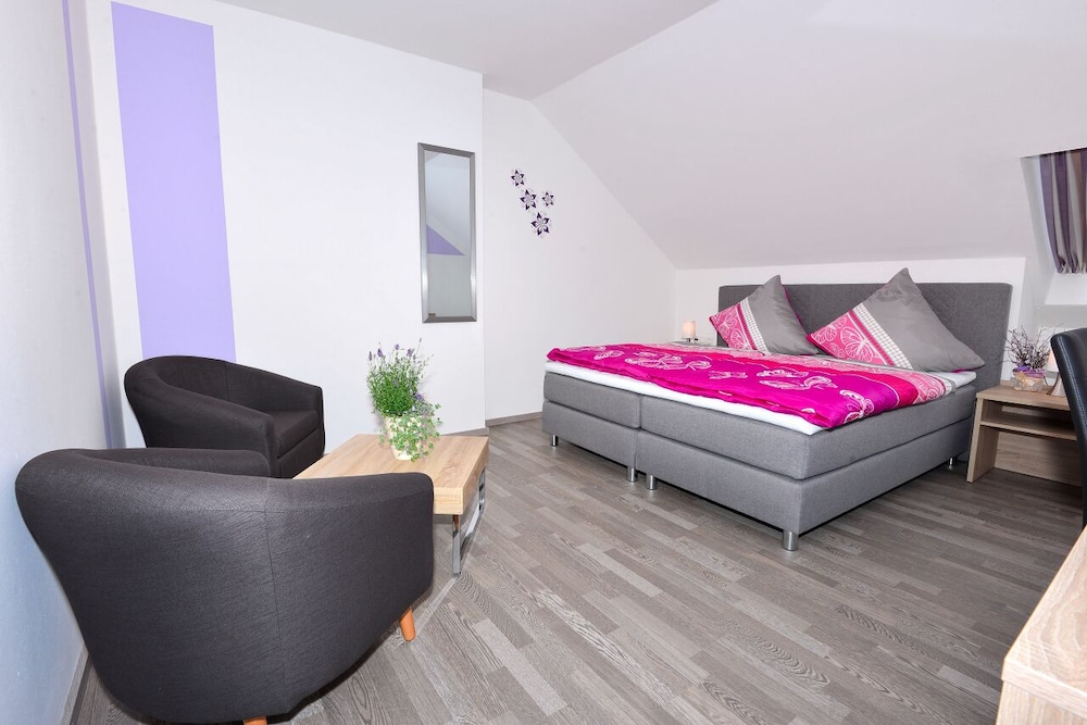 Basic Double Room