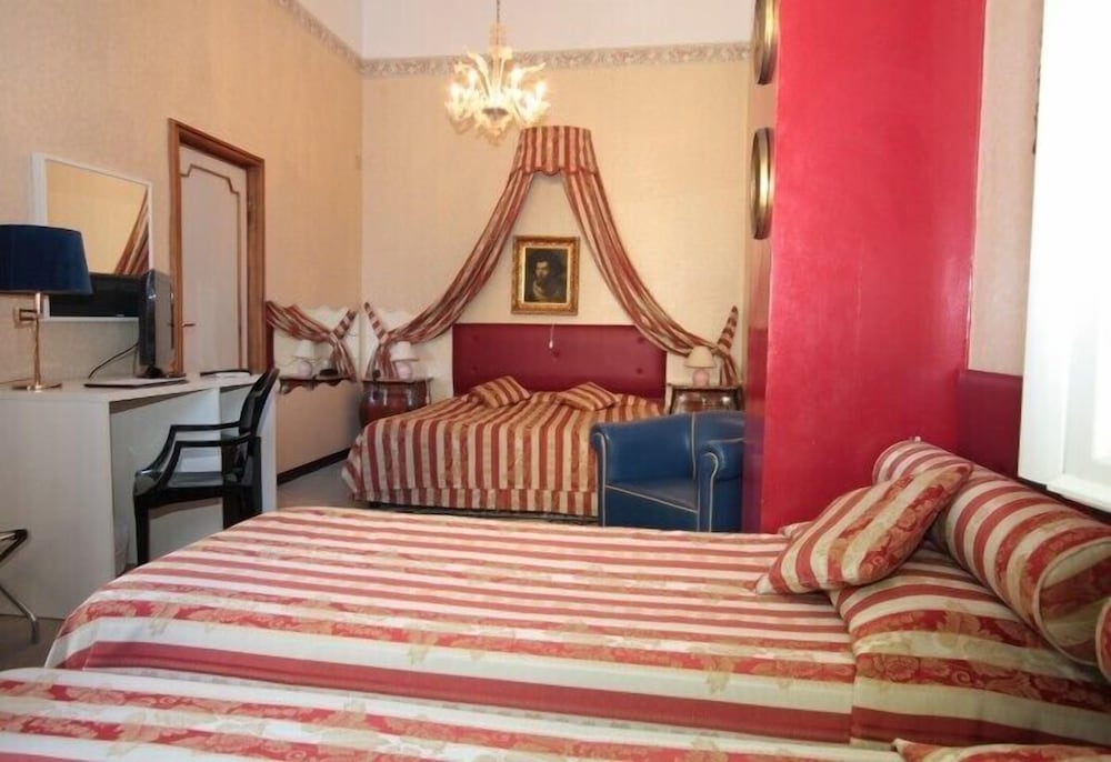 Quadruple Room photo 1