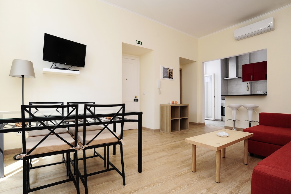 Apartment, 2 Bedrooms (Oeiras 6)