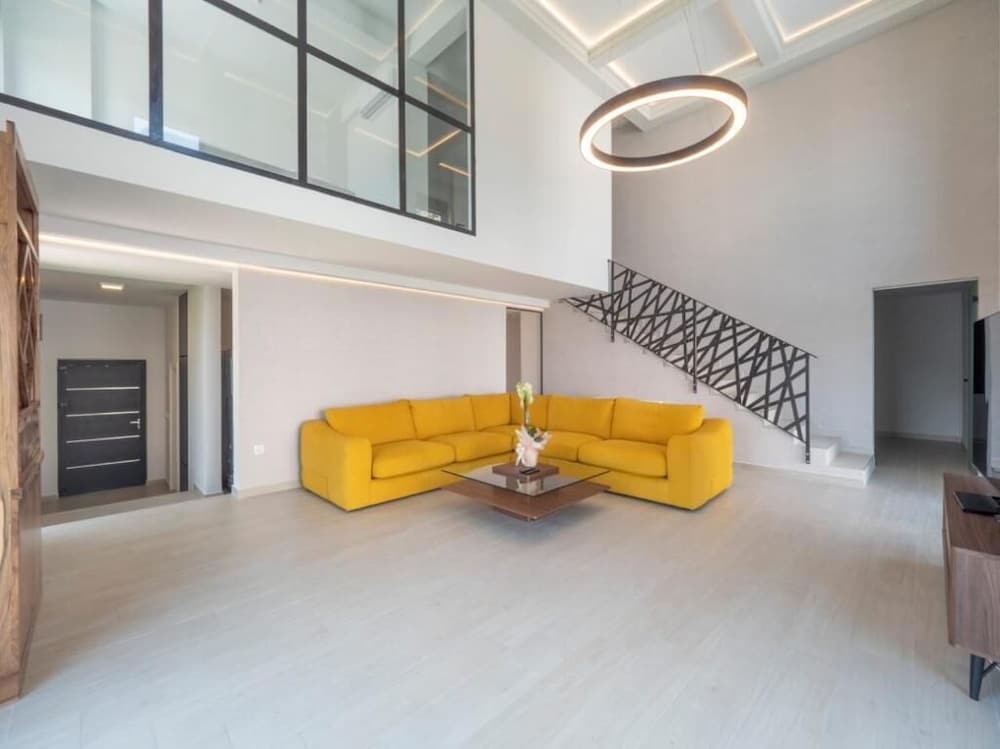 Premium Villa photo 3