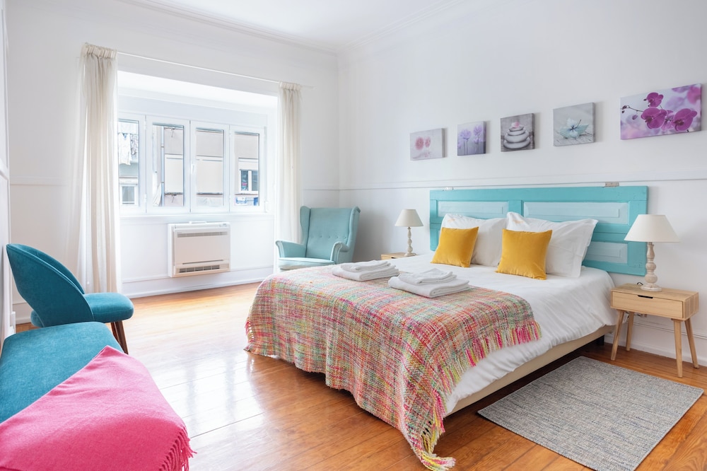 Family Apartment, 4 Bedrooms, Kitchen, City View