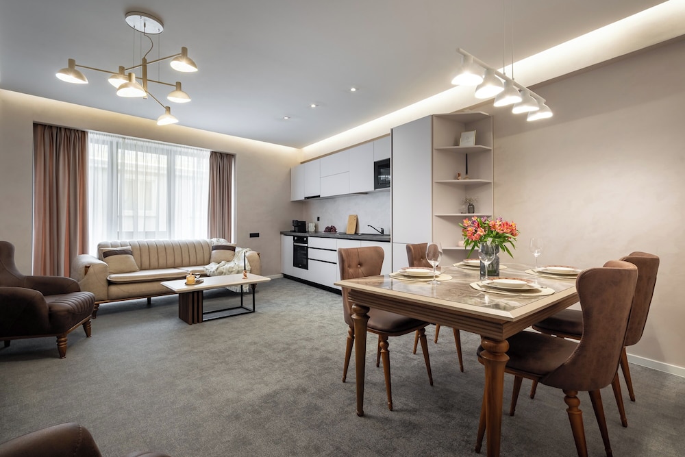 Luxury Apartment