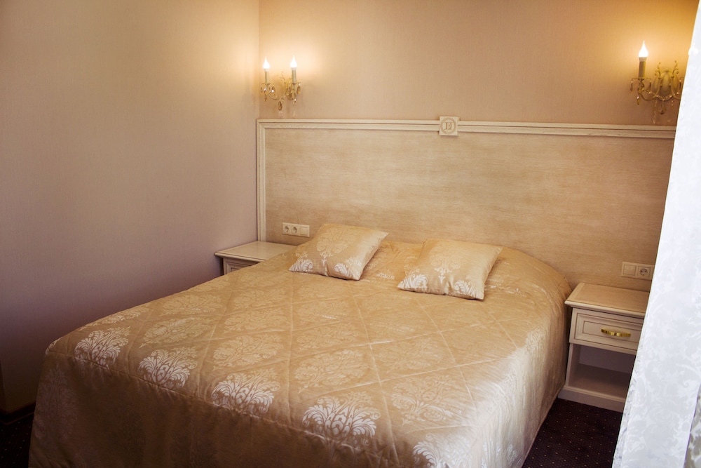 Standard Double or Twin Room photo 1