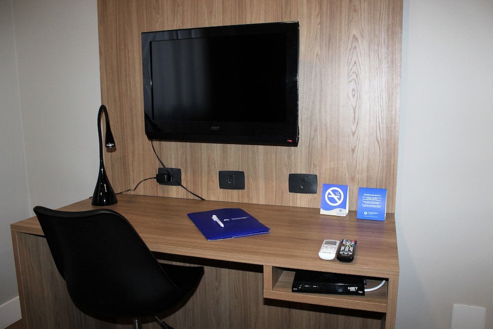 Deluxe Double Room - Photo 11