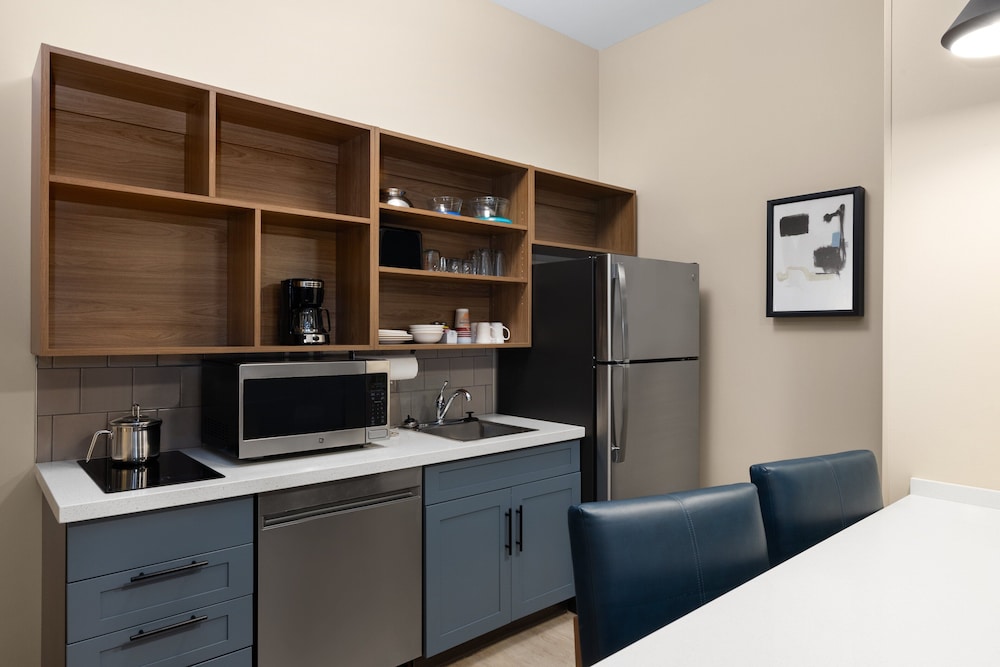 Suite, 1 Bedroom, Accessible (Communications) photo 3