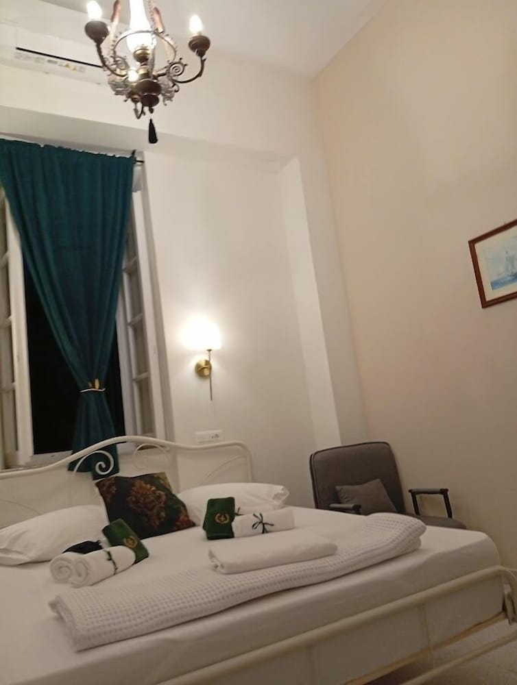 Comfort Double Room, Balcony, Partial Sea View photo 1
