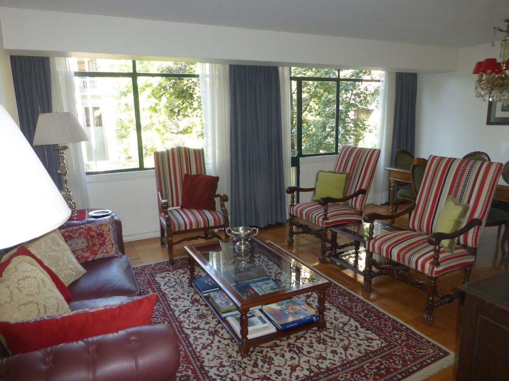 Family Apartment, 3 Bedrooms, Accessible, Kitchen