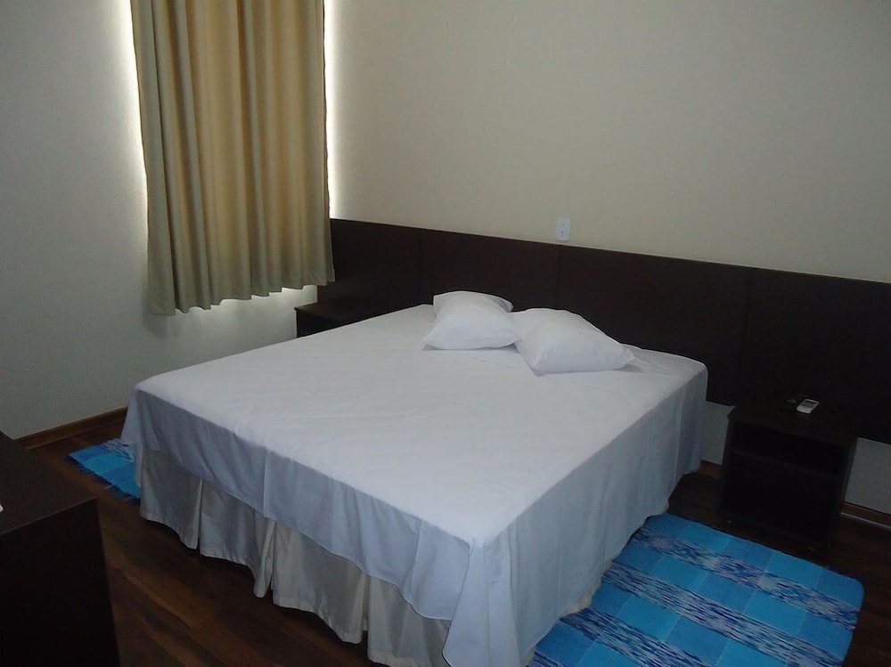 Suite, Jetted Tub