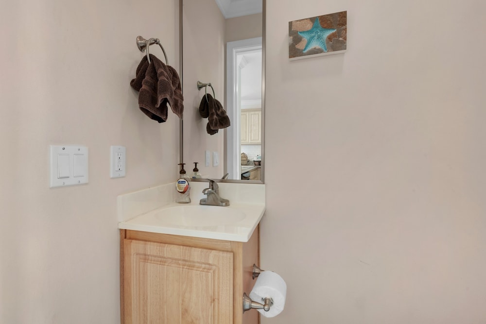Townhome, 2 Bedrooms photo 2