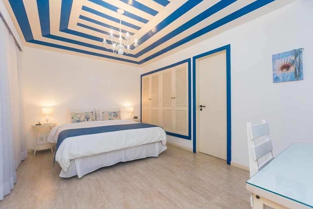 Junior Room
