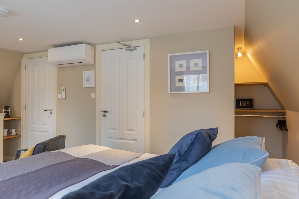 Classic Double Room, Garden View photo 3
