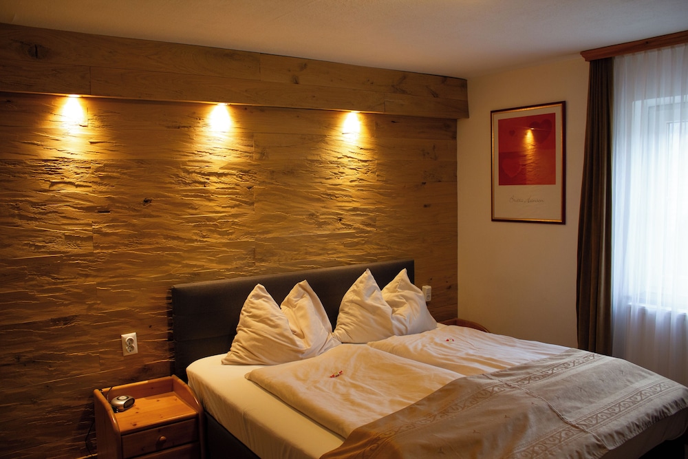Comfort Double Room, Mountain View photo 1