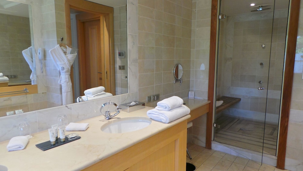 Junior Suite - Photo 6
