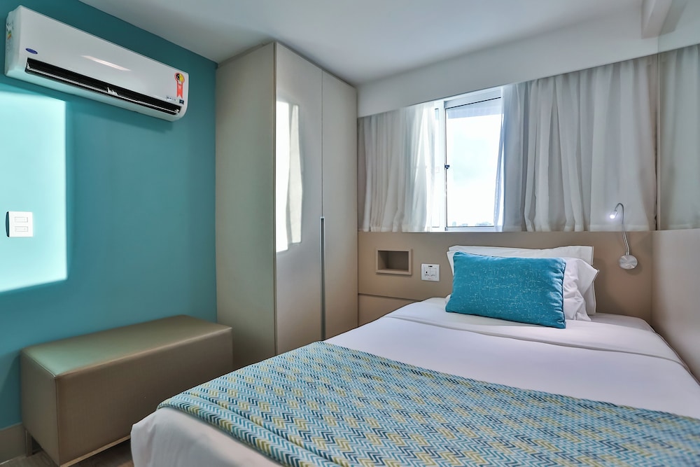 Suite Luxo Queen Triplo