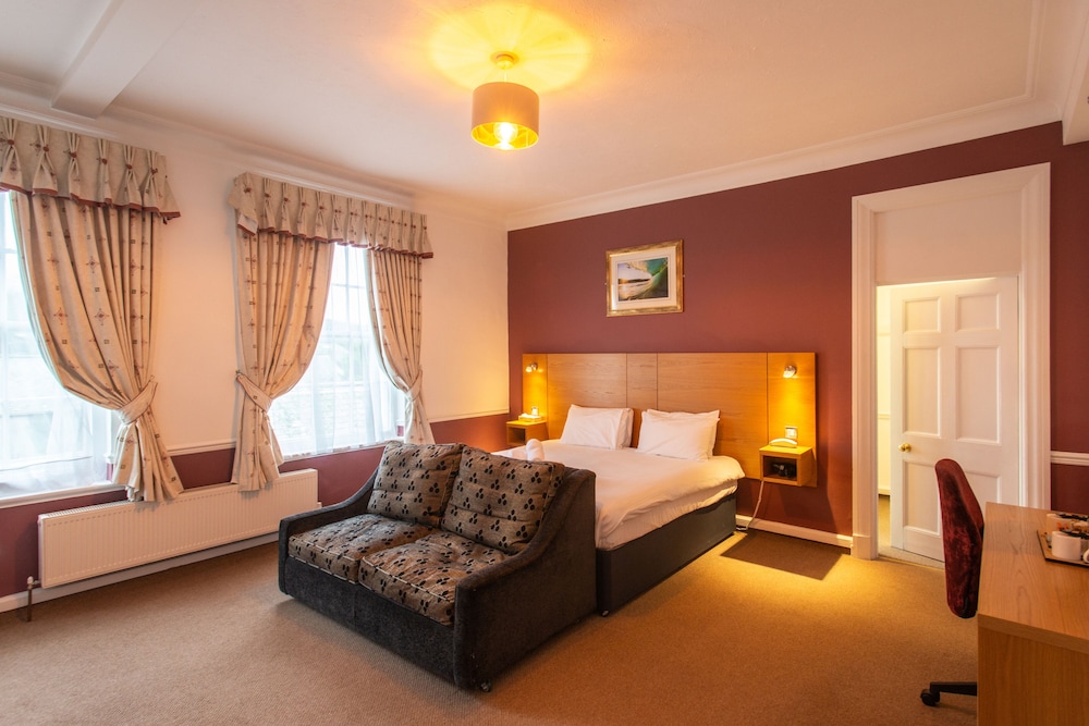Deluxe Double or Twin Room, 1 King Bed with Sofa bed photo 1
