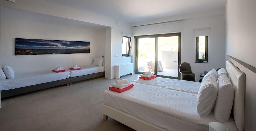 Villa, 6 Bedrooms, Private Pool, Sea View photo 1