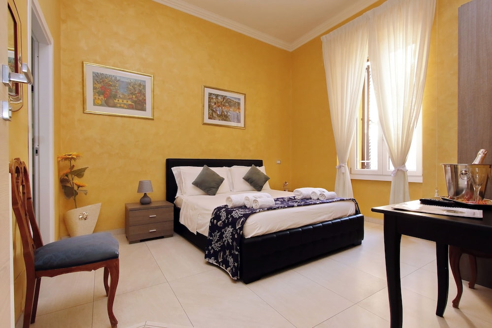 Standard Room photo 2
