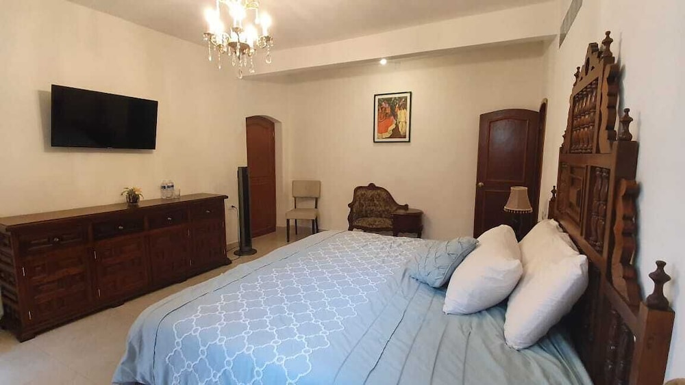 Deluxe Double Room, 1 Bedroom, Patio, Courtyard View photo 2