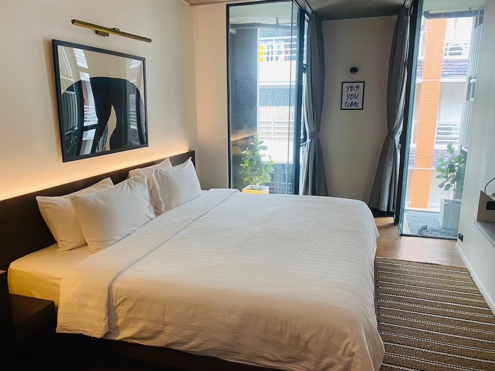 Deluxe Double Room photo 3