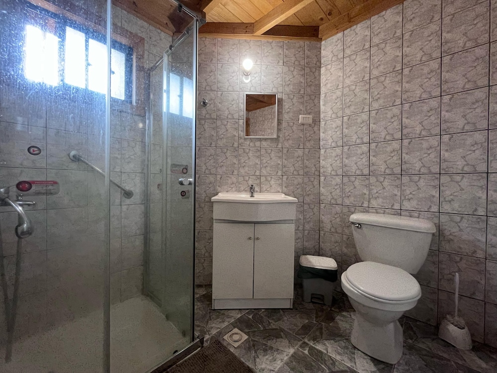 Business Cabin photo 2