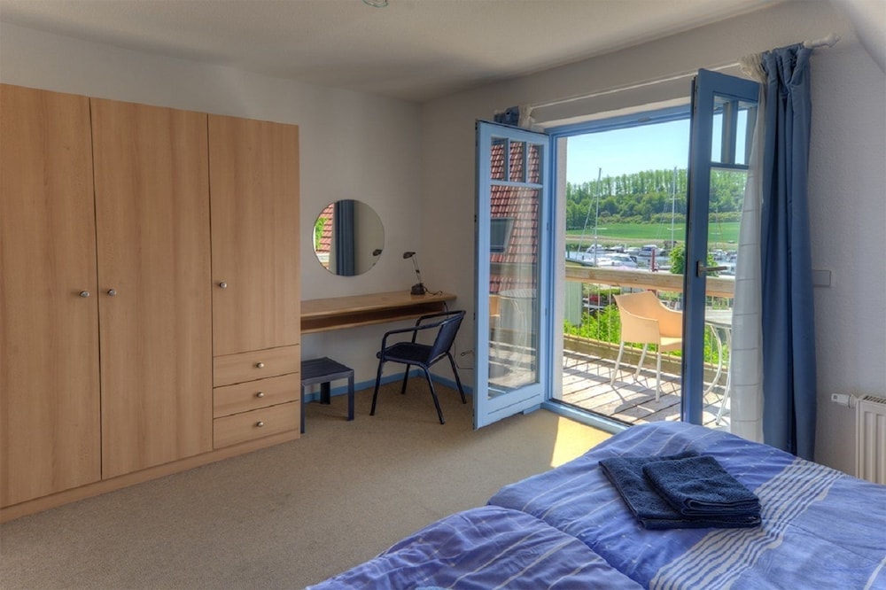 Comfort Apartment, 2 Bedrooms (incl.50EUR cleaning&16EUR laundry fee) photo 3