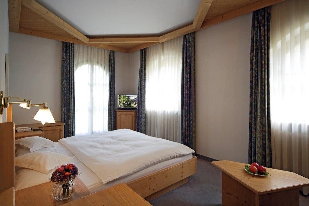 Superior Double or Twin Room photo 2