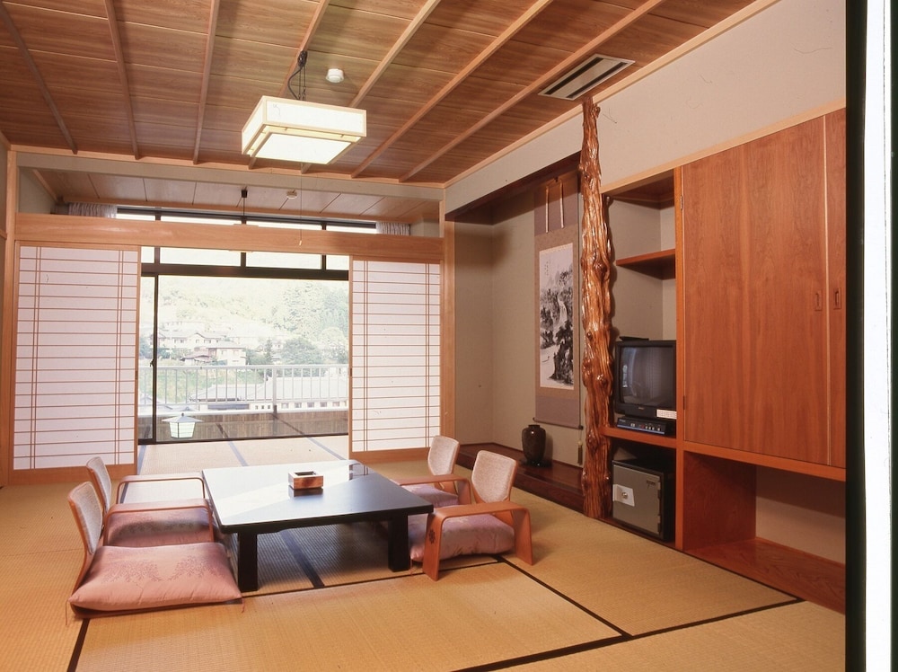 Hinokikan, Room With Private Open-Air Bath photo 2