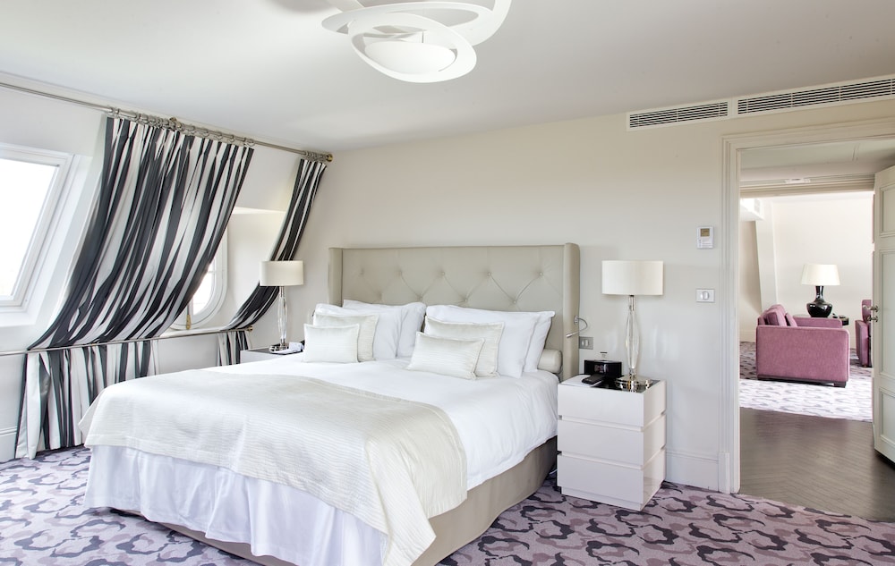 Suite, 1 King Bed (Terrasse Suite, Palace 5 Star)