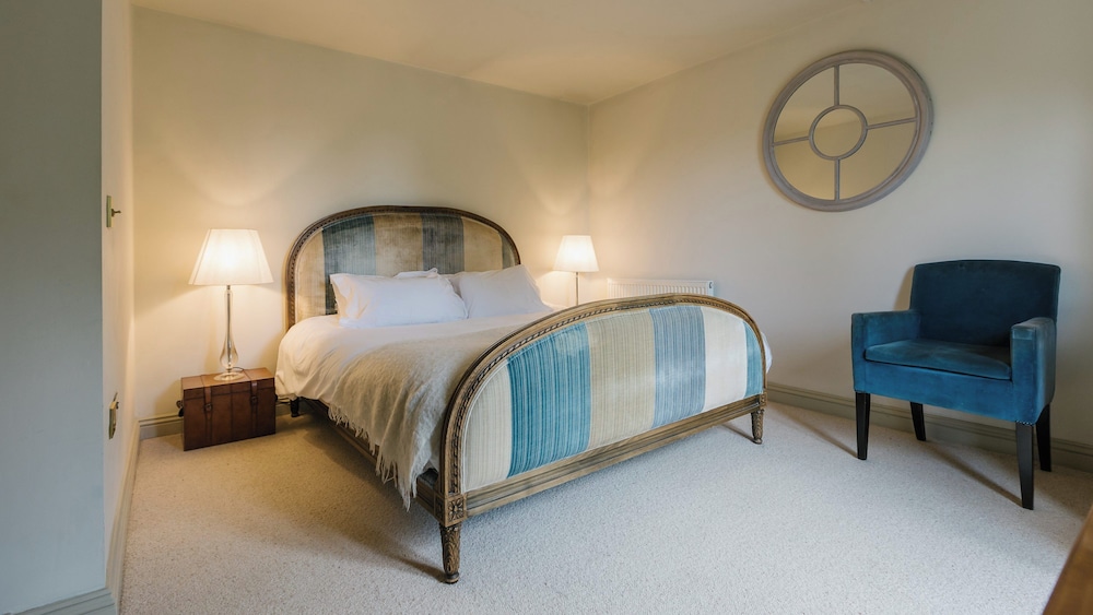 Grand Room photo 2