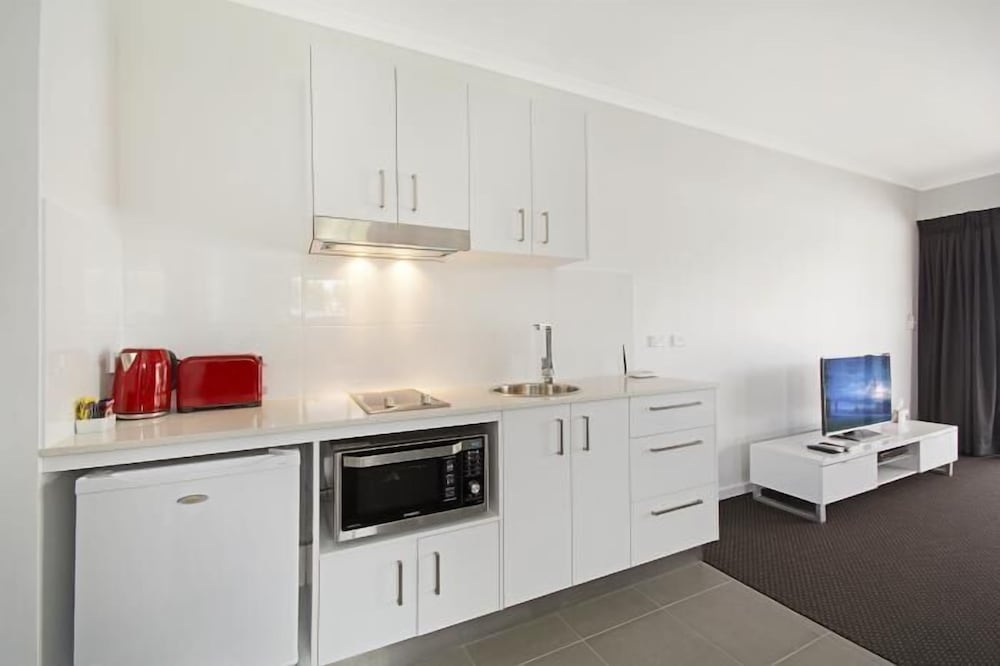 Family Suite, 1 Bedroom, Non Smoking, Balcony photo 2