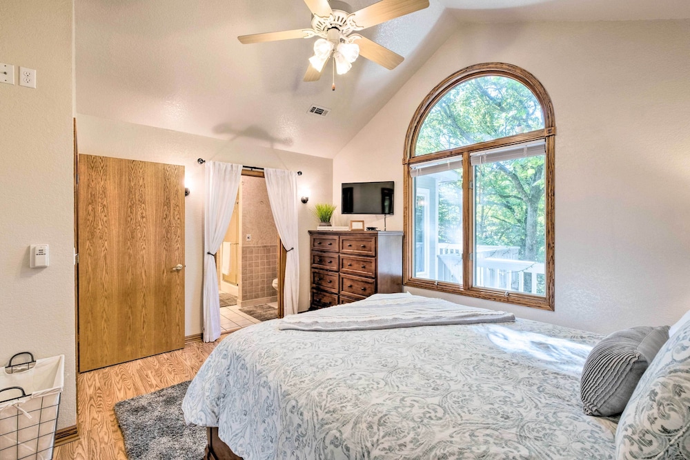 House (2 Bedrooms) photo 2